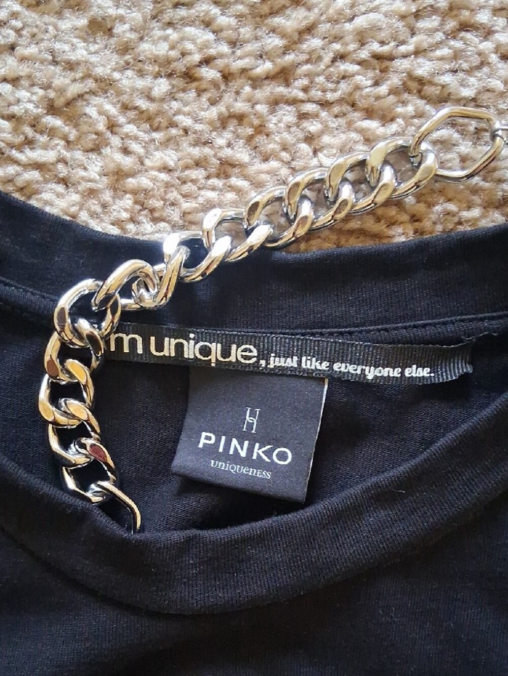 Pinko Black Short-Sleeve Tee with Pearl Neckkace Chain Accent Two Piece Set - Picture 4 of 12